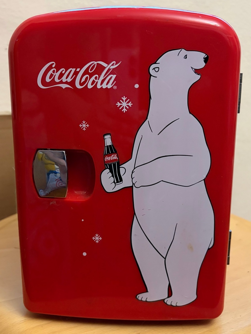 Coca-Cola Red six pack Fridge/warmer  with Polar Bear Graphic 4L